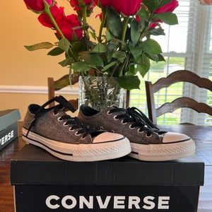 Converse double tongue black and white